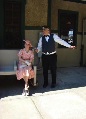 Lynn & Rob on the platform at 1915 Erie Station on Opening Day. 2015-05-2 (Photo by Leslie Smith)DSC03641A.jpg
