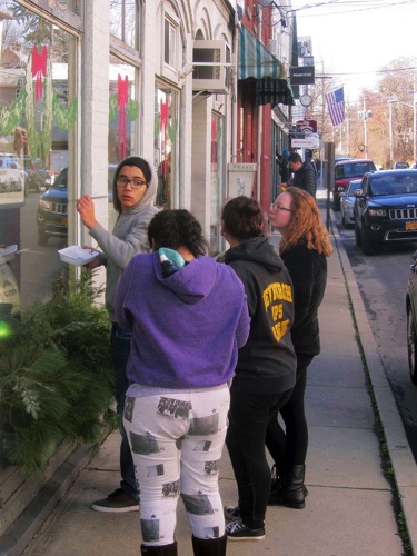 Chester Academy Students painting Downtown Storefront Holiday Windows.  2016-12-02 IMG_4304