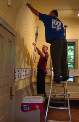 Rob & Clif hanging an exhibit panel May 5, 2017.  (Leslie Smith photo) DSC09072.jpg