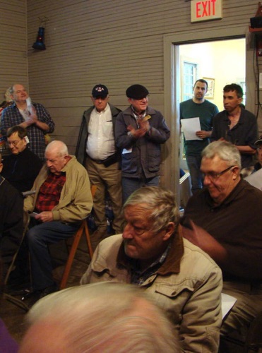Standing room only crowd during Bob's introduction.  2019-05-04 Leslie Smith photo. DSC05161.jpg